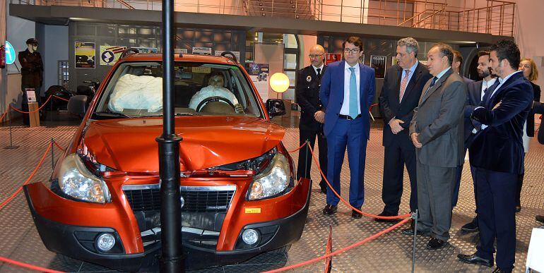 Inauguración de la muestra “Vive con Seguridad Vial. Exposición Histórica de Campañas de Seguridad Vial (1960-2016)”