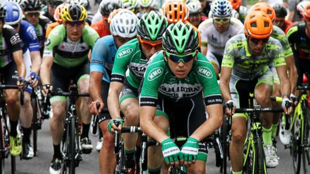 Benito busca seguir en el ciclismo profesional