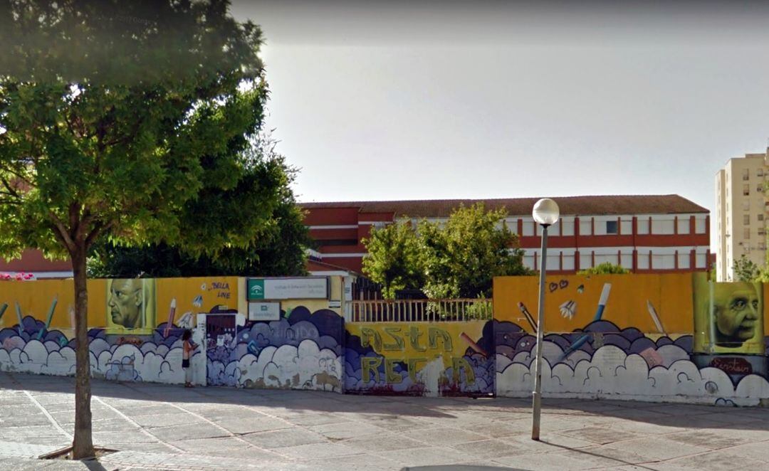 Fachada del IES Asta Regia