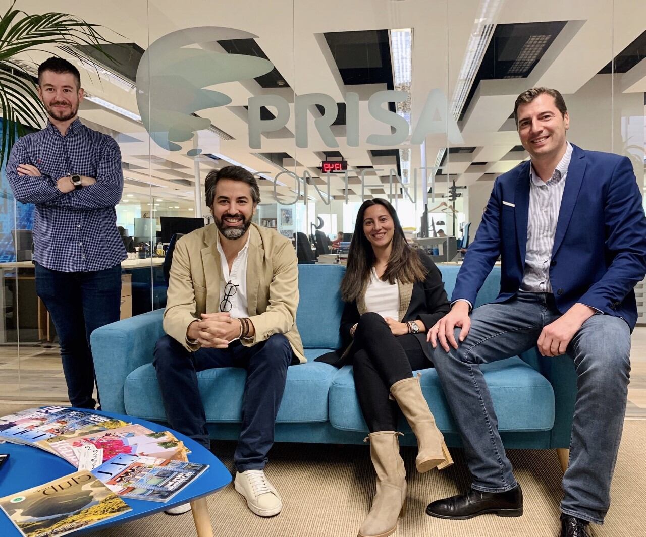 El director de Crecimiento, Pablo Muñiz, el director de Transformación, Negocio digital y Soluciones para clientes, Manuel Castro; la especialista en datos Lorena Urbanos; y el director de Rendimiento, Brice Février, del departamento Comercial de PRISA.