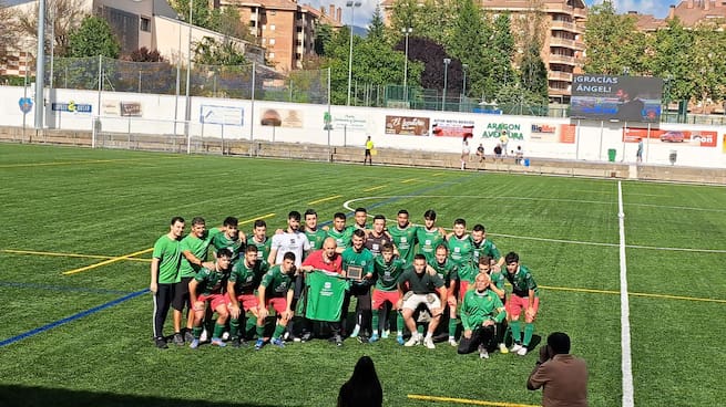 Ángel Varela se despide del C.F. Jacetano