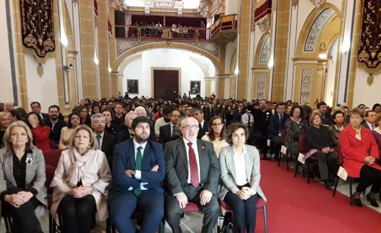 La ministra, sobre igualdad, dice que el empleo es la mejor herramienta para equiparar géneros.