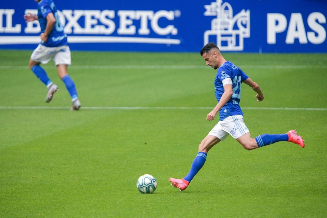 Sergio Tejera, en un partido con el Real Oviedo. 