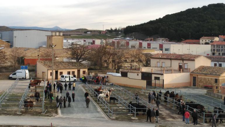 El recinto ferial ofrecía esta triste imagen a primera hora de la mañana