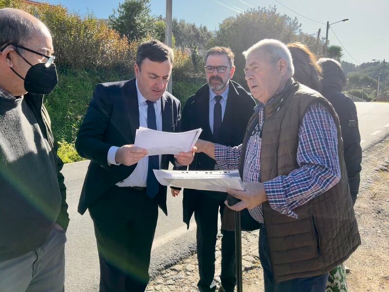 Visita a San Xurxo del presidente de la Deputación y del alcalde (foto: Deputación A Coruña)