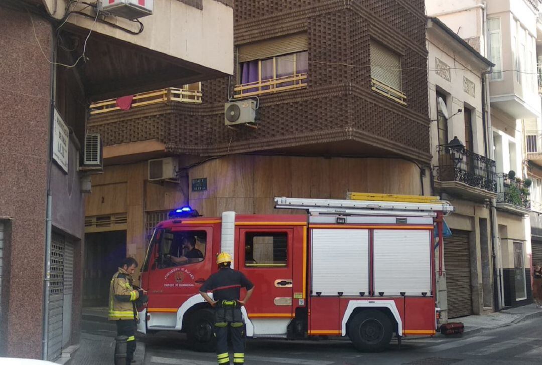 Salida del SPEIS con un vehículo de primera intervención