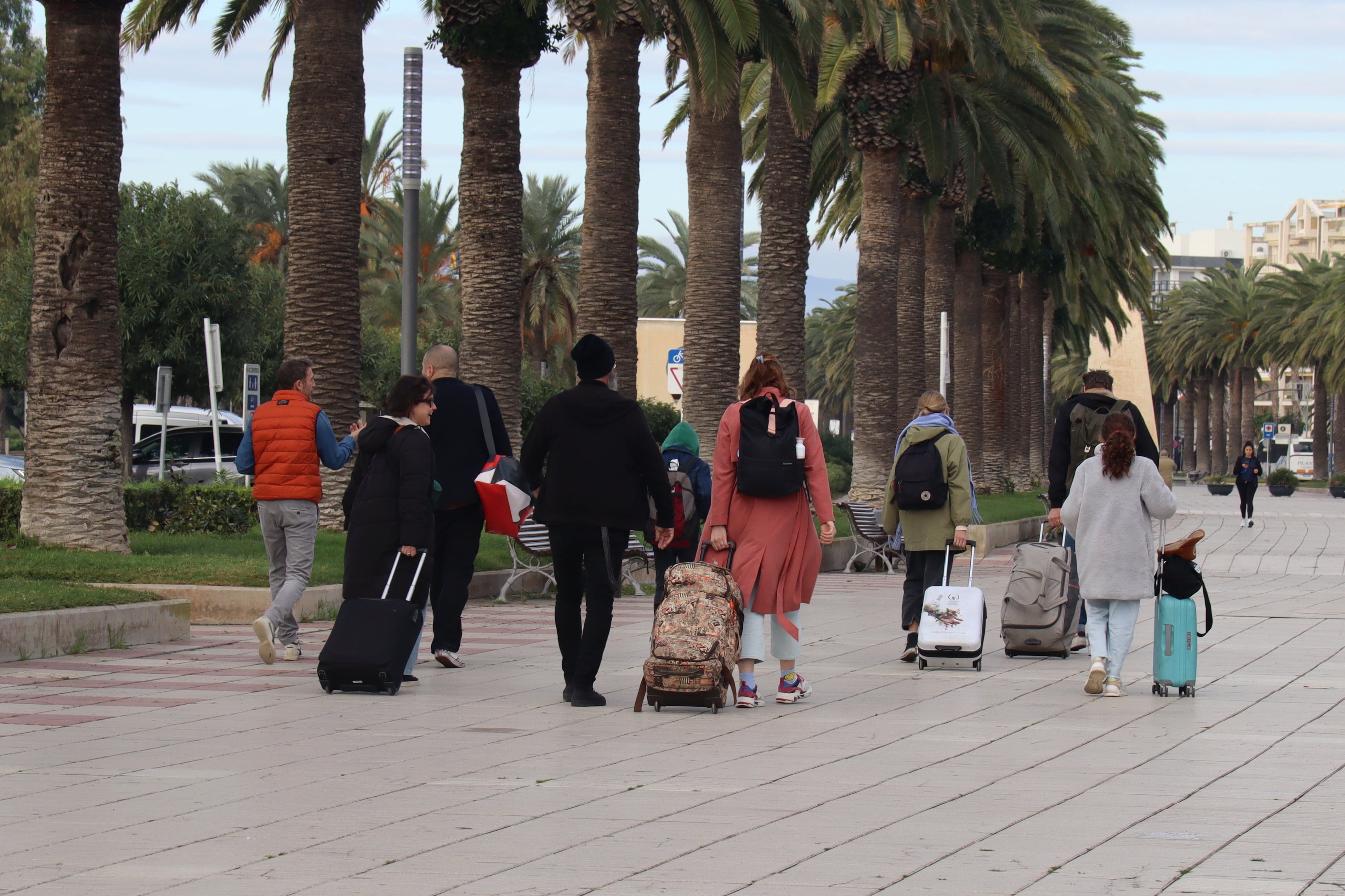 Turistes al passeig de Salou