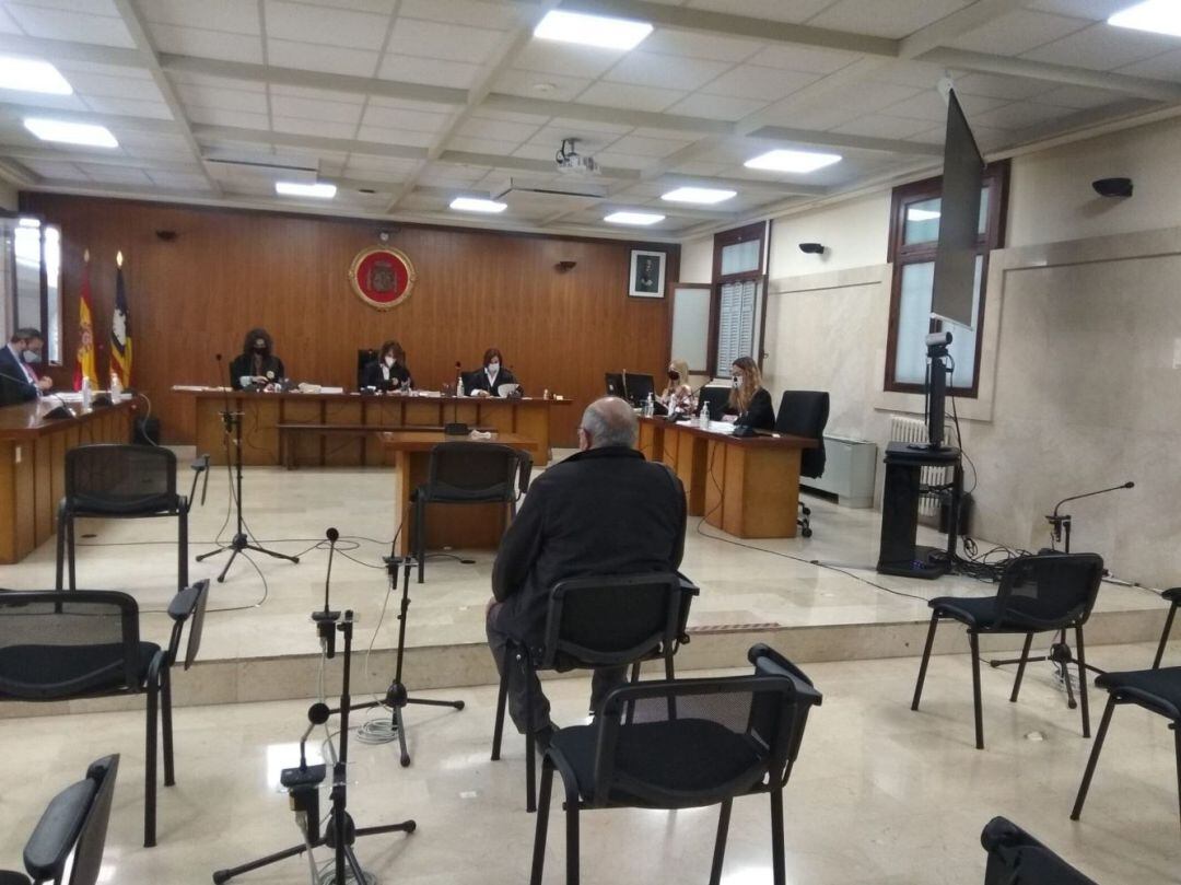 Els atenuants han permès rebaixar la condemna a l'acusat de set anys i mig a només dos anys.