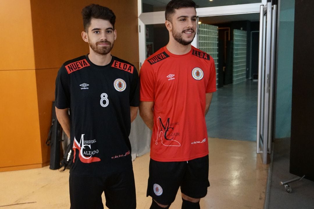 Abel Fernández se queda fuera de la convocatoria por una afección bucal