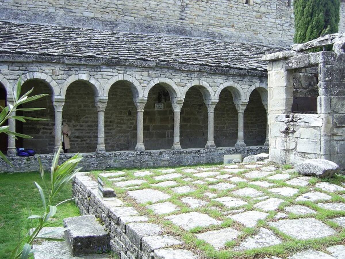 El Museo Diocesano y las catedrales de Roda y Barbastro lanzan la campaña “Si vas a salir, entra”