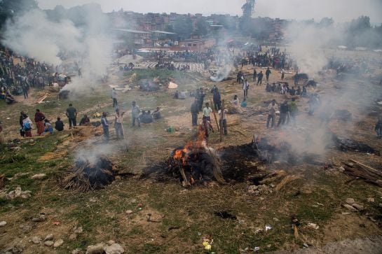 Vícitmas del terremoto de Nepal.