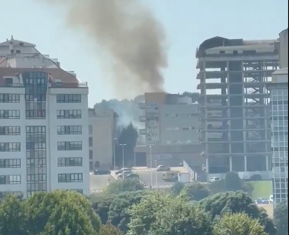 Incendio en Los Rosales | Foto: @eloyTP