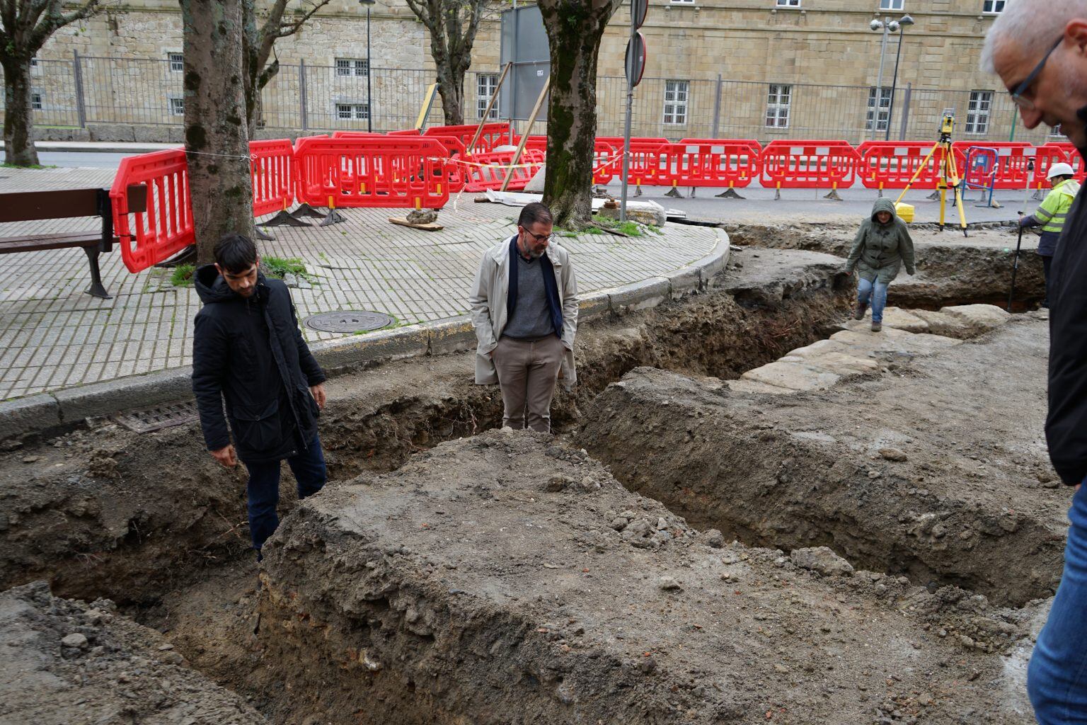 Julián Reina y Ángel Mato, en su visita a la zona (foto: Concello de Ferrol)
