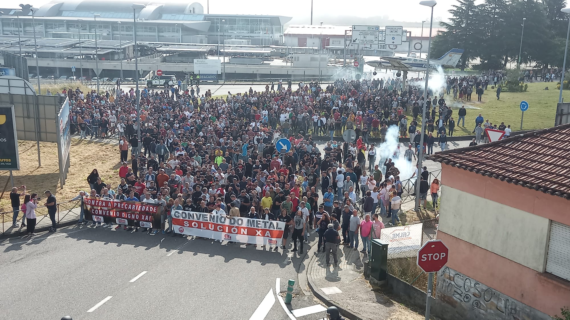 Cabecera de la manifestación del metal este martes 20 desde el IFEVI en Vigo