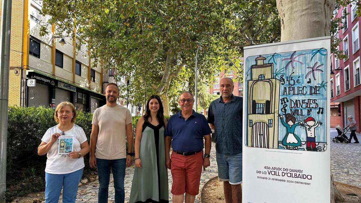 Entrevista a Àlex Borrell y Angels Muñoz. 45 aplec de Danses de la Vall d'Albaida
