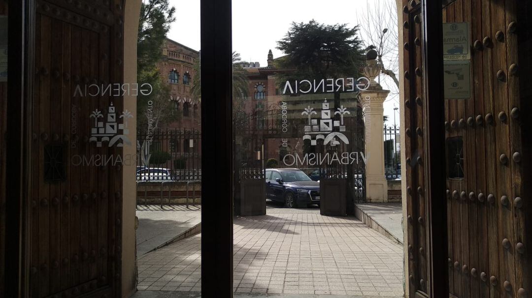 Instalaciones de la Gerencia de Urbanismo en la Avenida Medina Azahara 