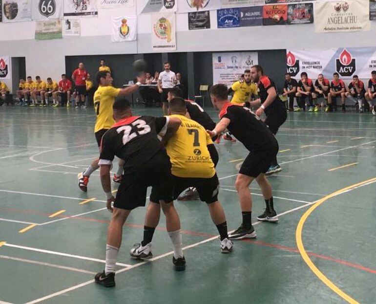 Los del Centro Excursionista Eldense se quedan sin opciones a falta de una jornada