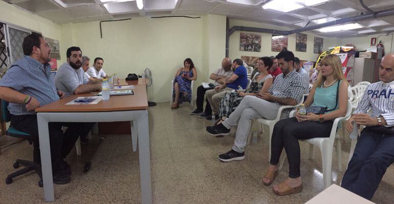 Reunión en los bajos del Mercado de San Francisco de Jaén