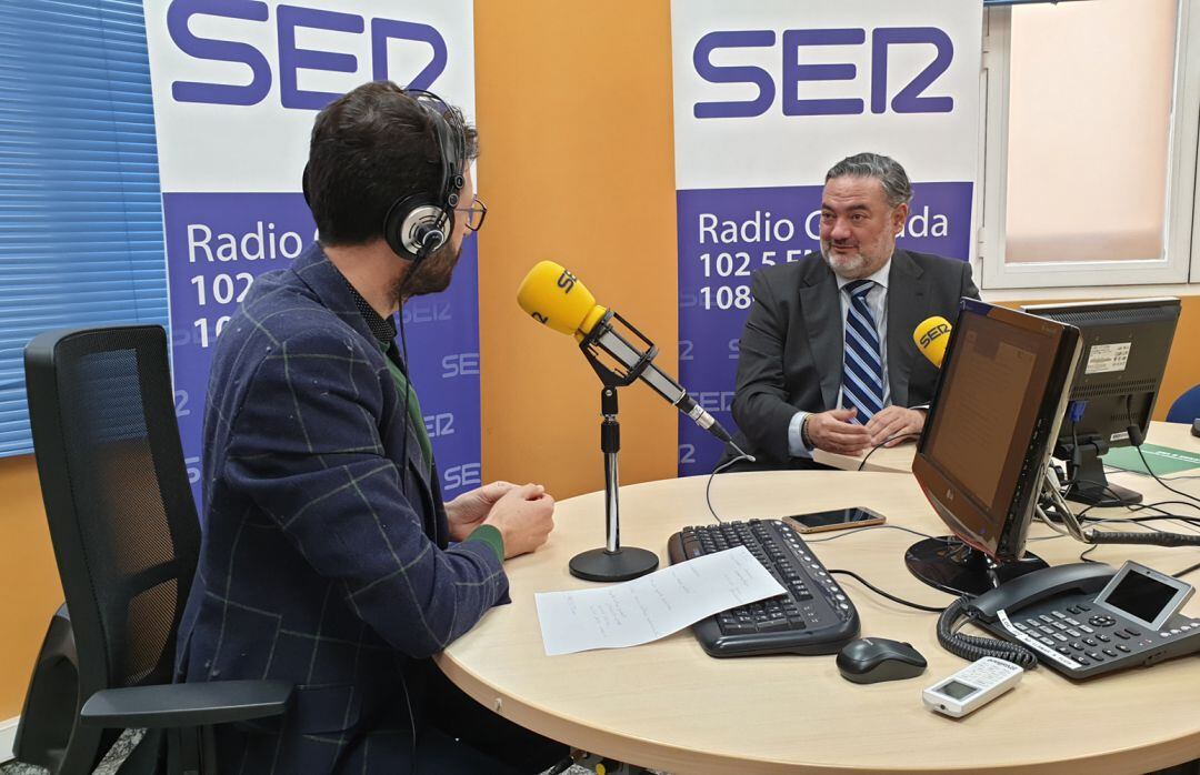 Enrique Árbol entrevista al nuevo delegado del Gobierno de la Junta de Andalucía en Granada, Pablo García, en los estudios de Radio Granada