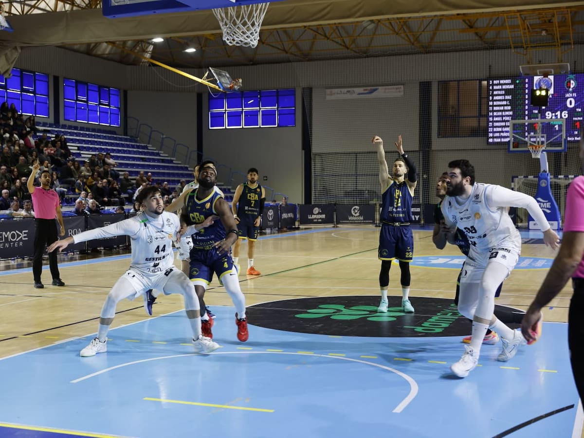 El CB Algeciras se coloca como nuevo líder en Tercera FEB (99-75)