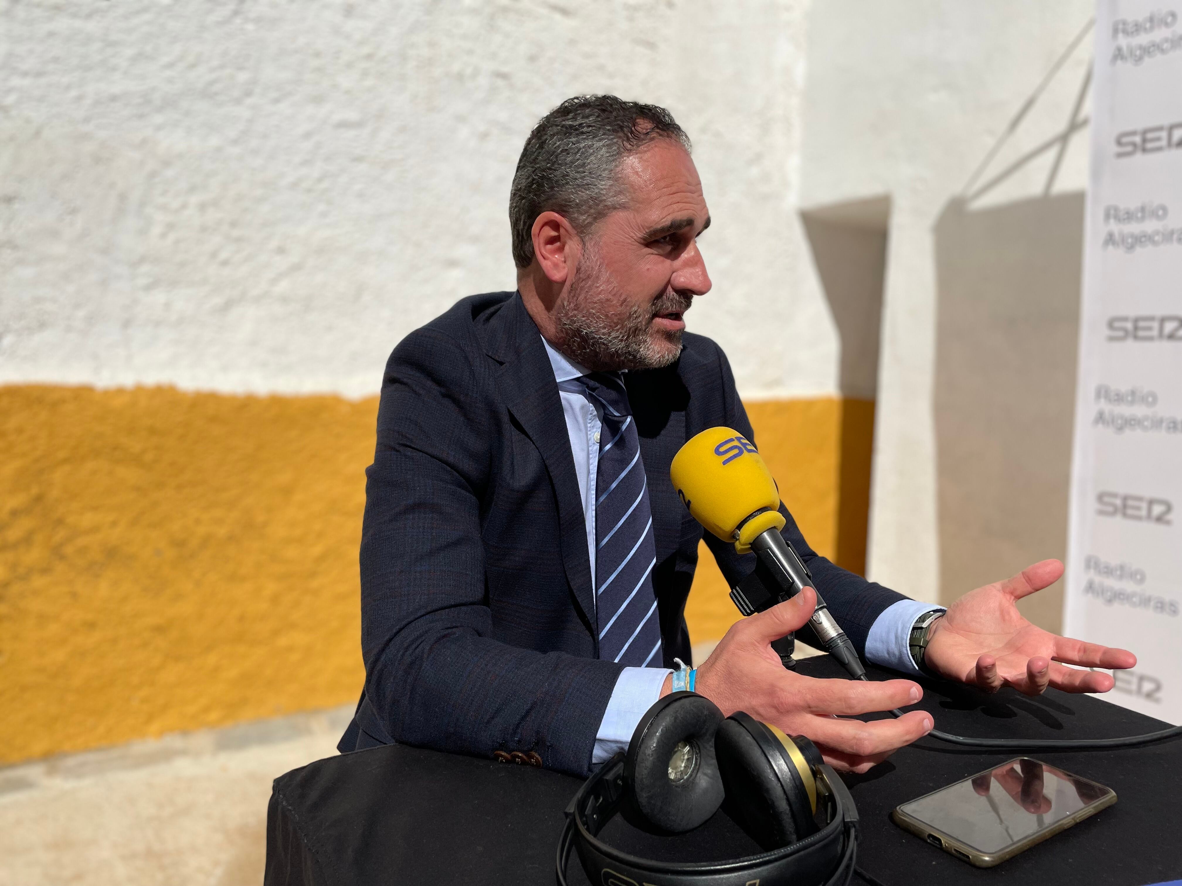 El periodista taurino y conductor del acto de inauguración José Manuel Laza