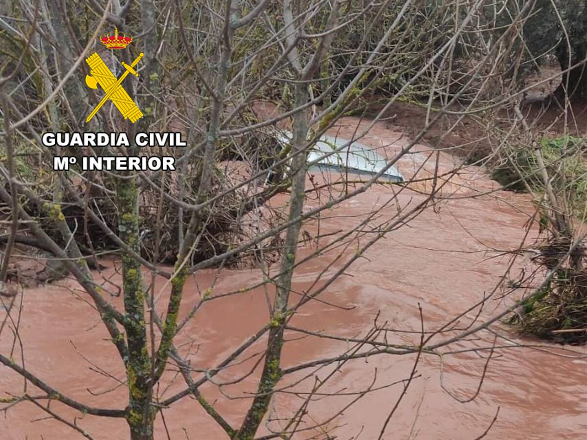 Rescatan a una persona, en la provincia de Jaén, que quedó atrapada por la crecida de un arroyo