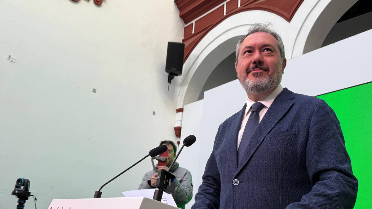 Juan Espadas anuncia que no se presenta a la relección como secretario general del PSOE andaluz: "no me voy a ninguna parte, sino que paso el testigo a quien pronto dará el paso"