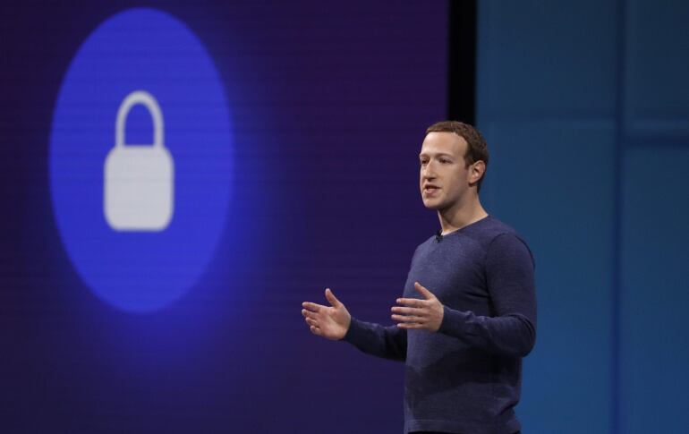 El CEO de Facebook, Mark Zuckerberg, en la converencia anual de desarrolladores, &#039;F8&#039;