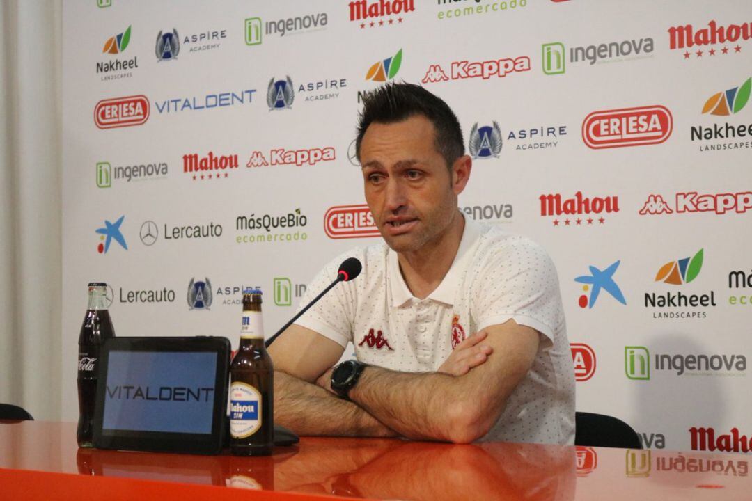 Aira repasó la actualidad de la Cultural