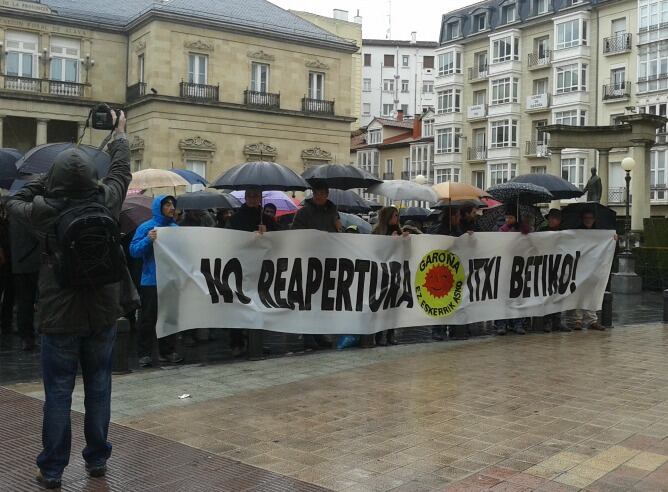 Manifestación contra Garoña en Vitoria