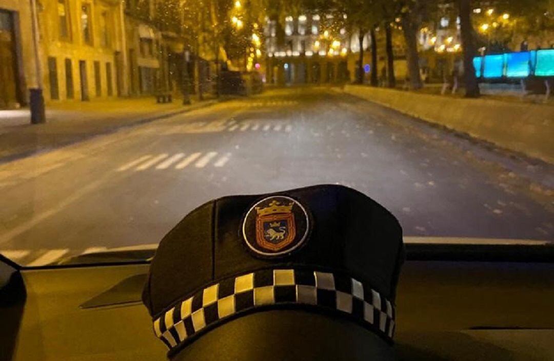 Vehículo de la Policía Municipal en Pamplona