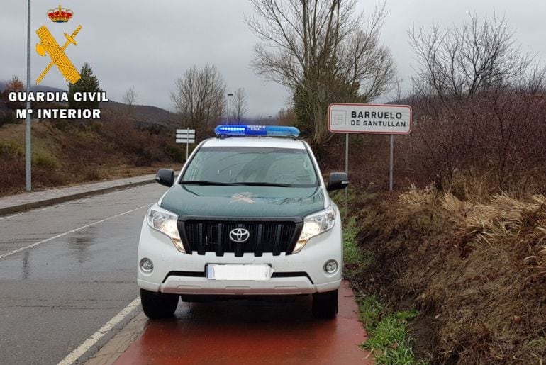 Actuación de la Guardia Civil en Barruelo de Santullán (Palencia)