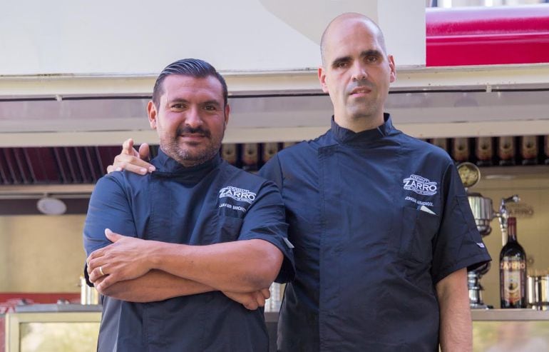 Javier Brichetto y Jonatan Armengol, frente a la Vermuneta.