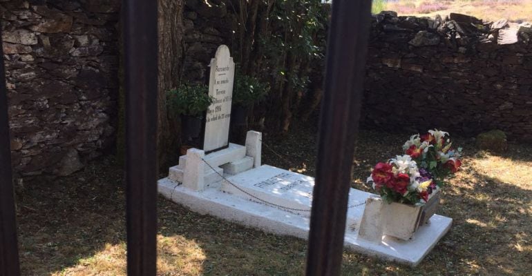 El cementiri on descansa Teresa, a Bausen, a la Val d'Aran.