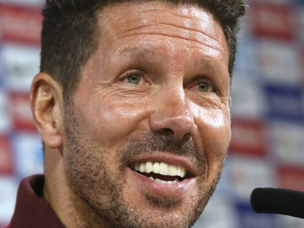 Simeone: "Trabajamos en consecuencia a las alternativas que tome la FIFA"