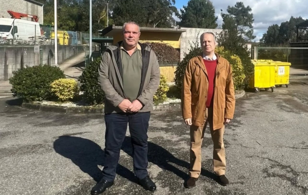 Isidro Lomba, concejal de Vías y Obras, y Roberto Carrero, alcalde de A Guarda