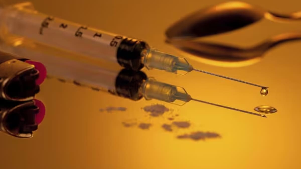 ‘Hutsune handi bat’, recuerda las 115 muertes, y las miles de vidas destruidas por la heroína y el sida en los años 80-90