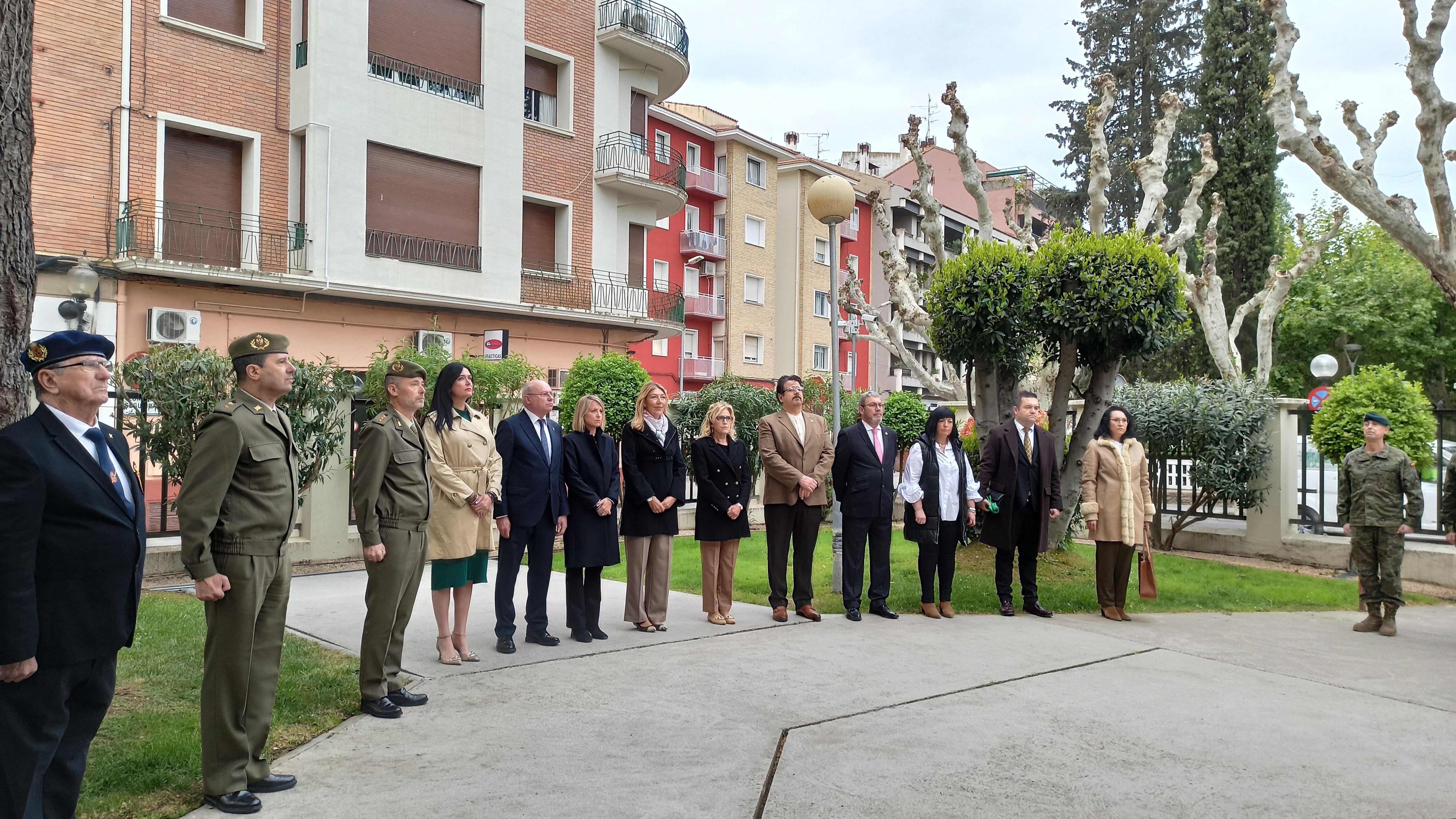 Representantes del Ayuntamiento de Huesca que han tomado parte en el acto