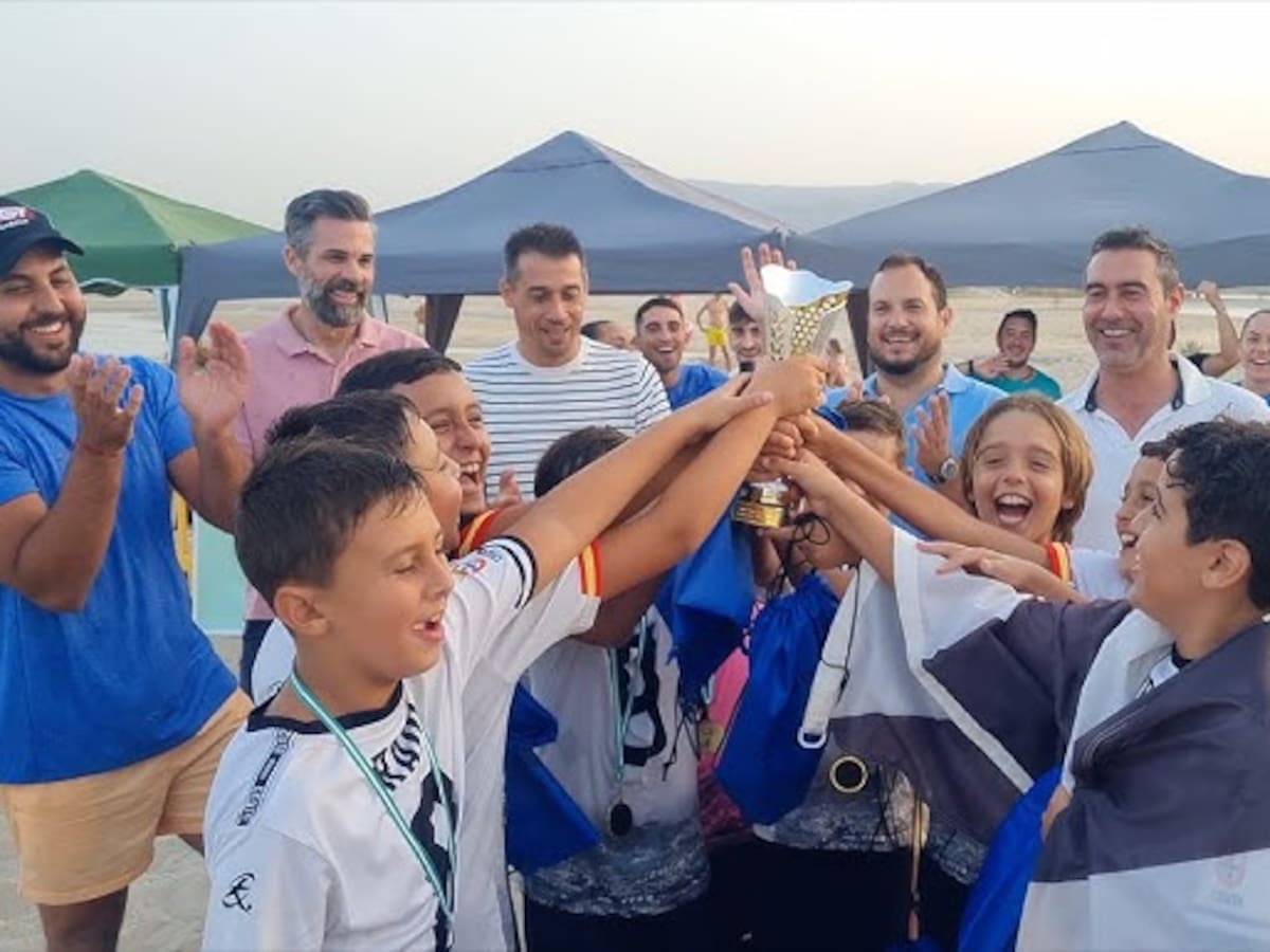 Palmones acoge su II Torneo de Fútbol Playa