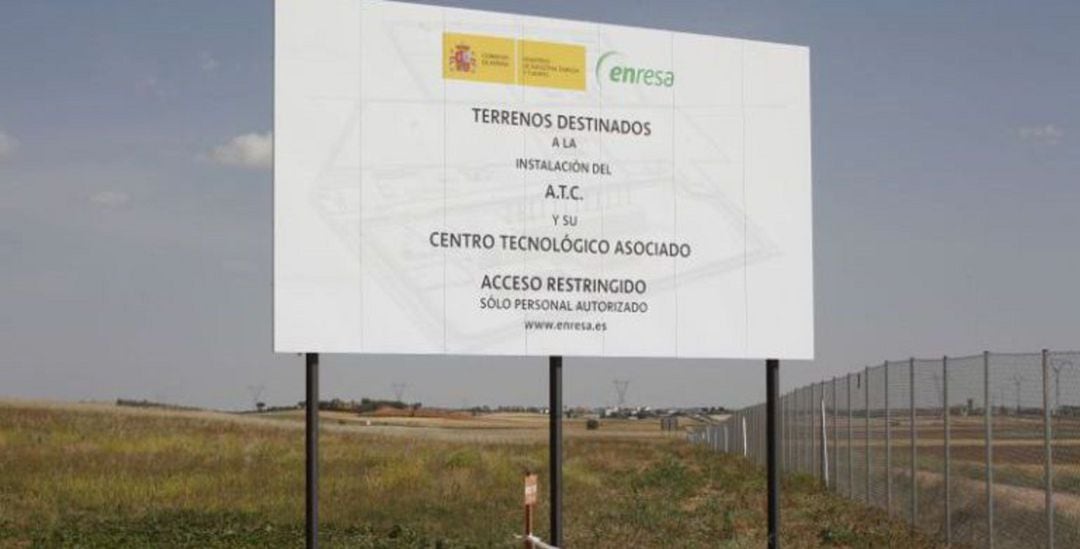 Cartel anunciando el ATC en Villar de Cañas