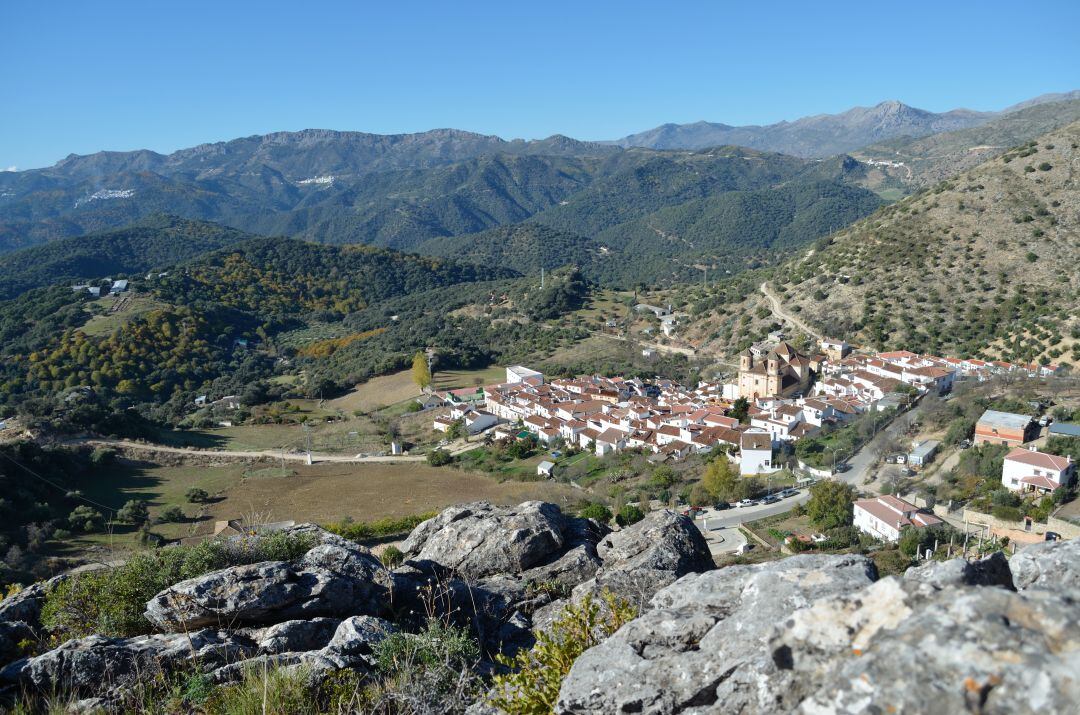 Vista del entorno de Alpandeire