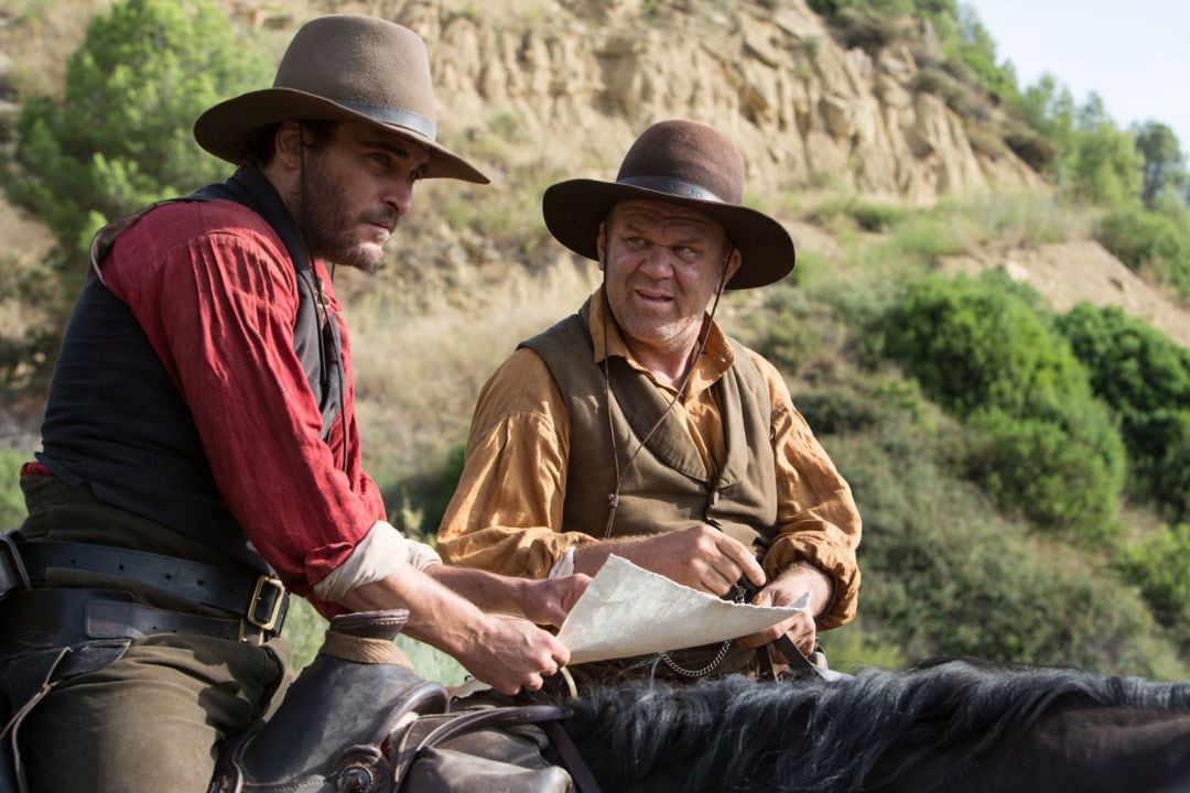 Joaquin Phoenix i John C. Reilly a &#039;The sisters brothers&#039;.