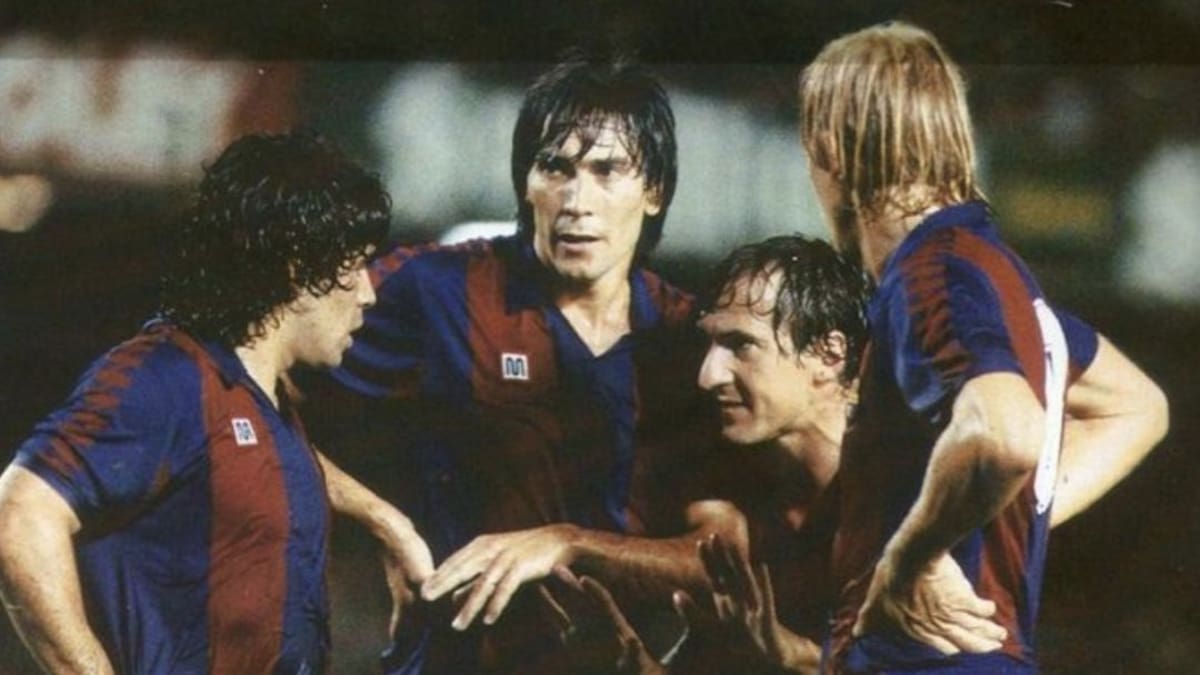 Tente Sánchez sobre Maradona: "Era un extraordinario compañero, nos sorprendió su cercanía cuando llegó"