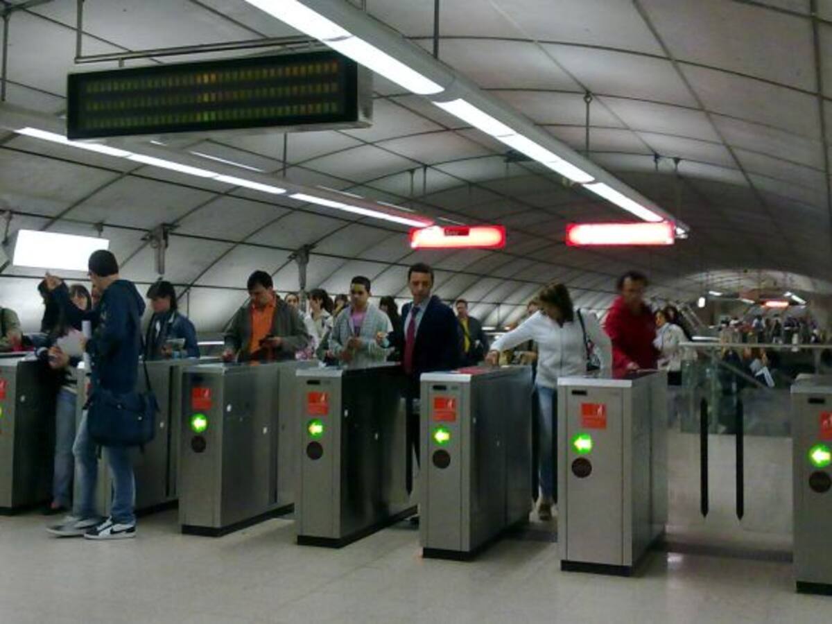Metro, Tranvía, Eusko Tren y Bus cambian de hora por Navidad