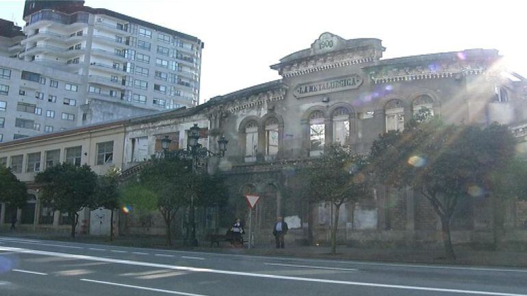 Imagen de la Fachada de La Metalúrgica, donde se ubicará y construirá el nuevo edificio de la Tesorería de la Seguridad Social en Vigo.