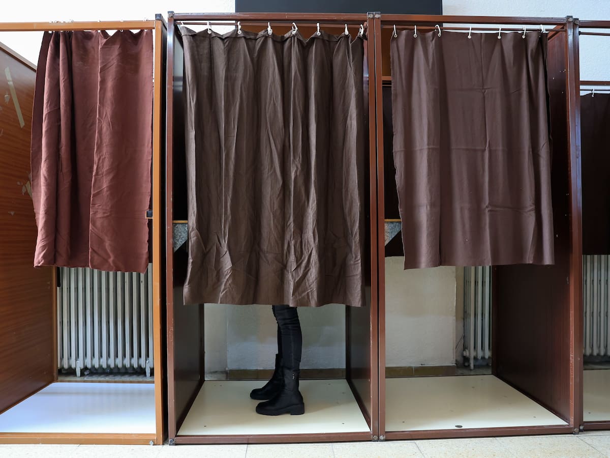 Juan David Gómez, sociólogo: "Las elecciones han movilizado más el malestar que la ilusión"