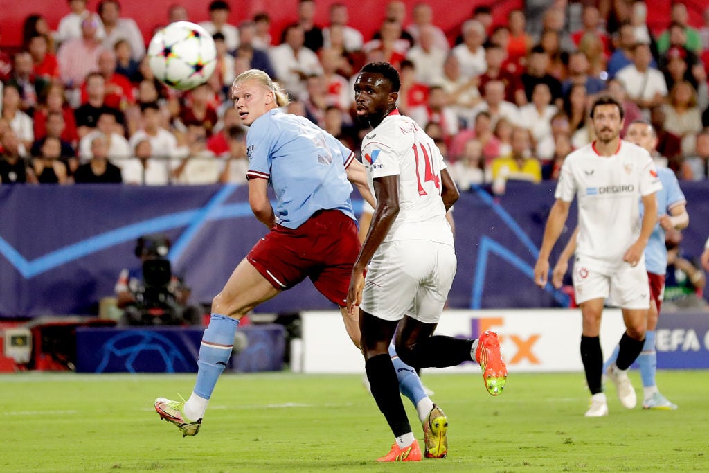 Manchester City - Sevilla FC juegan la final de la Supercopa de Europa. (Photo by David S. Bustamante/Soccrates/Getty Images)