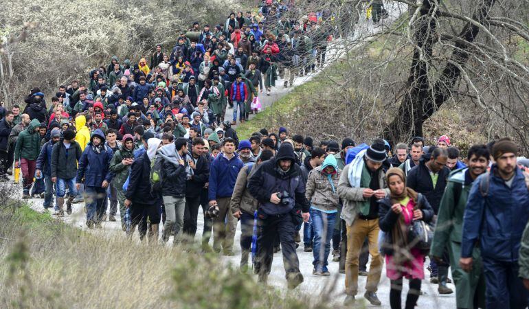 Migrantes del campamento de refugiados de Idomeni.