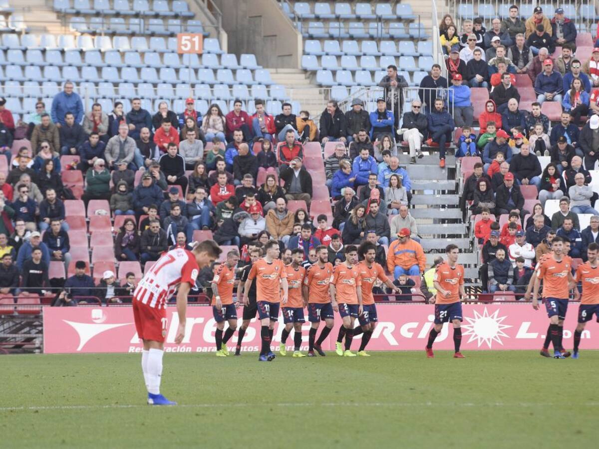La Unión cede su segunda derrota en casa ante un Osasuna eficaz