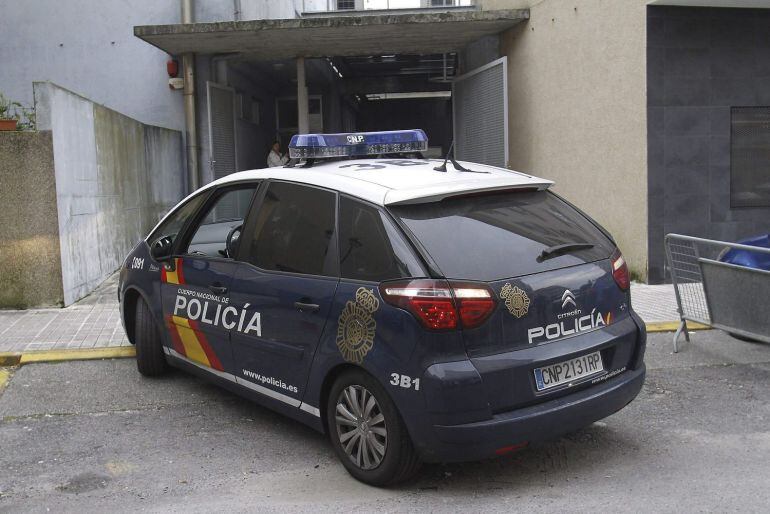 Vehículo de Policía Nacional